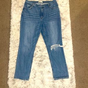 Abercrombie and Fitch 90s straight Jean